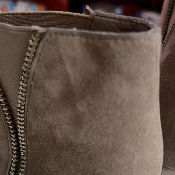 Gorgeous Bebe Camel/Taupe Beown Booties! Sky high & super cute! Sz 9 - Picture 10 of 12